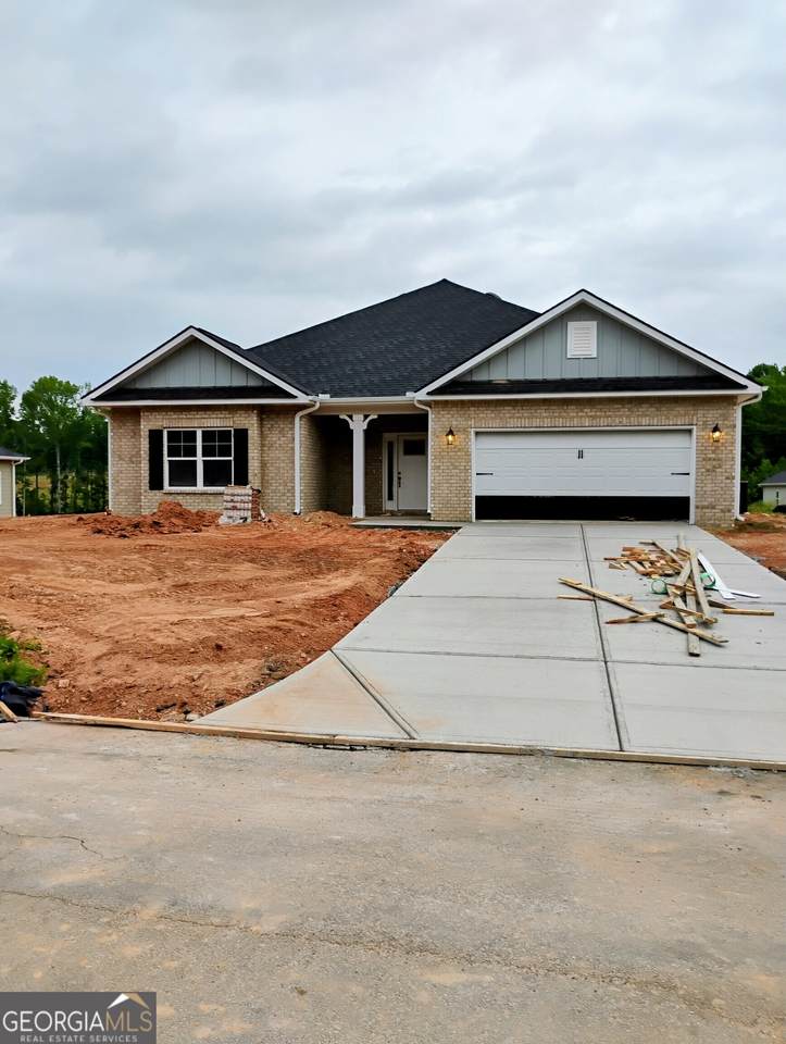 321 Angela Avenue - Photo 1