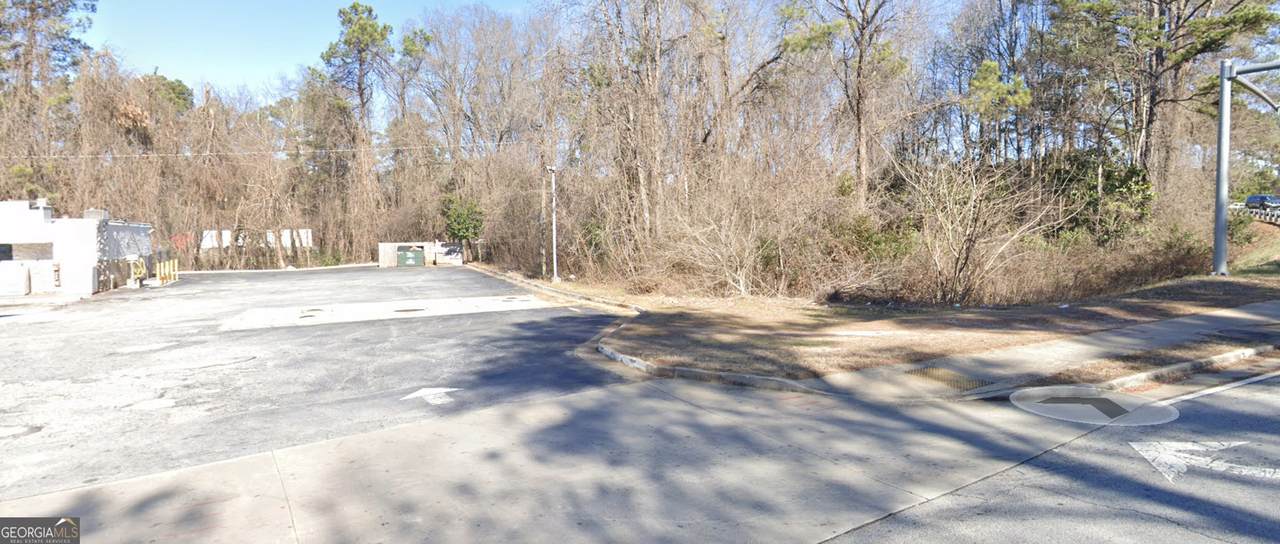 5980 Fairington Road - Photo 1
