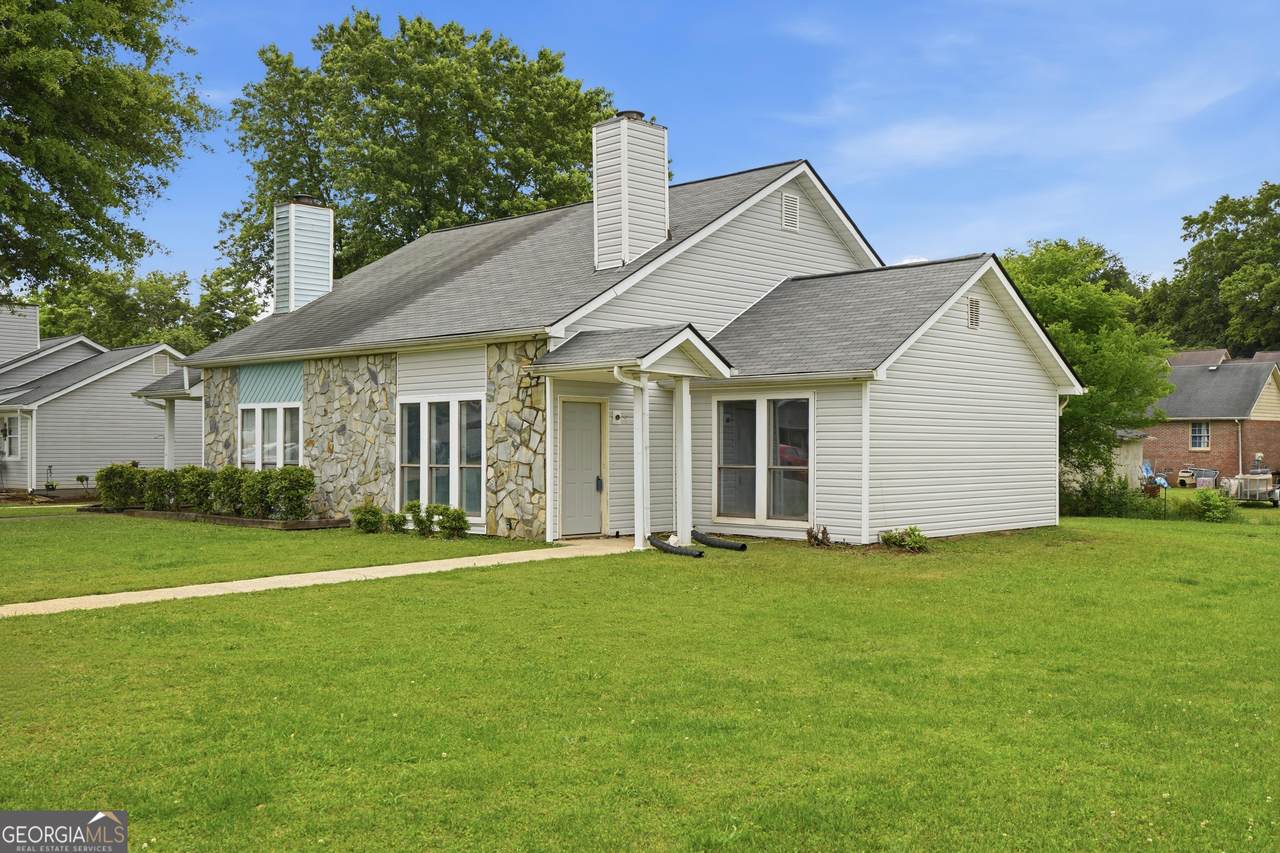13 Ember Way - Photo 1