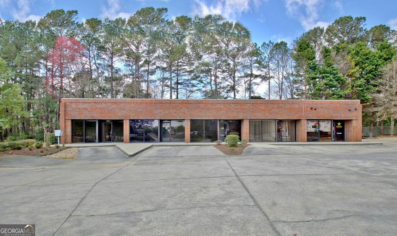 120 Commerce Circle - Photo 1