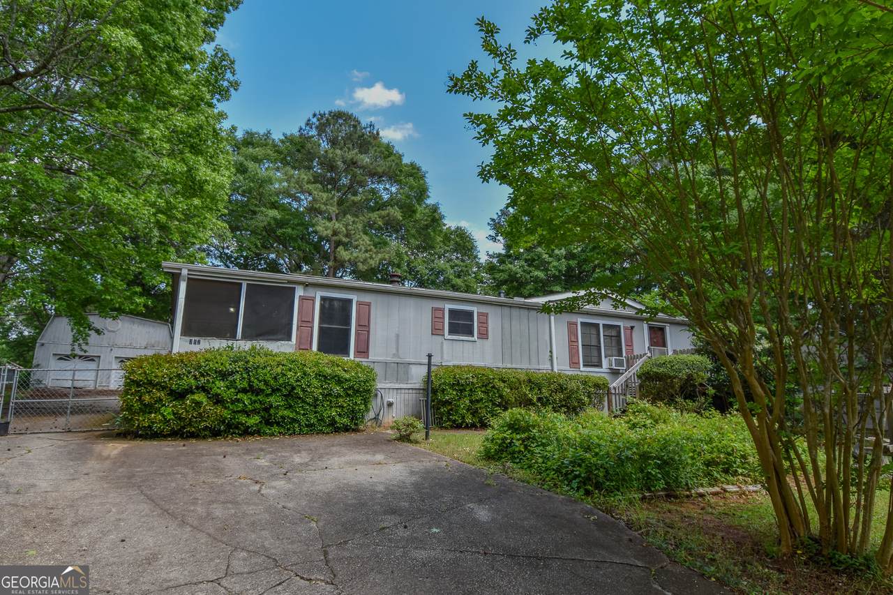 362 Hemlock Lane - Photo 1