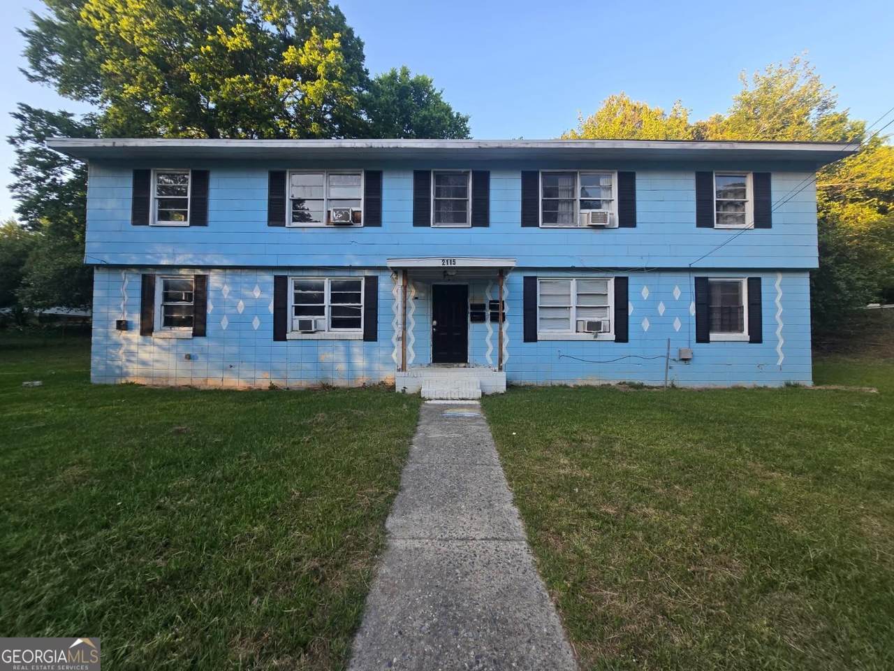 2115 Hazelhurst Street - Photo 1