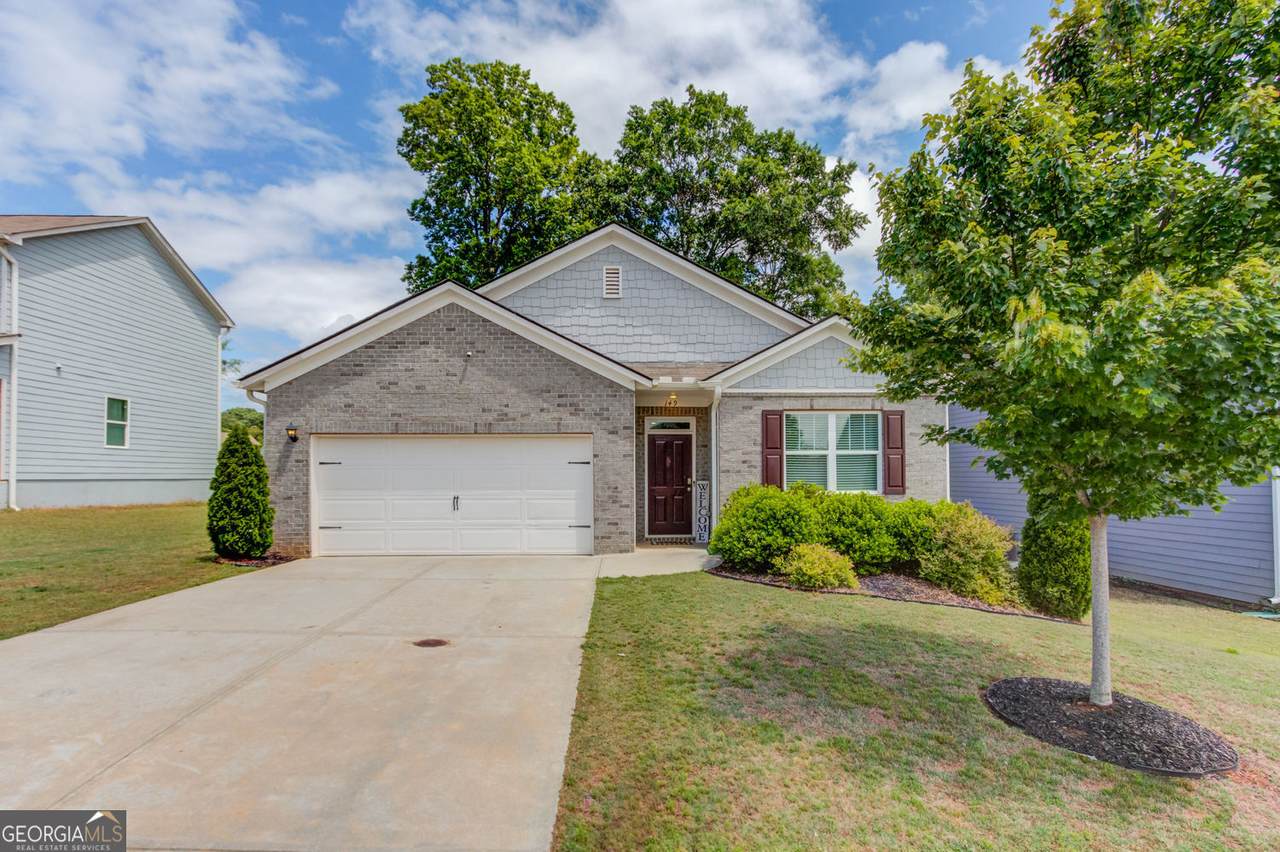 149 Starbuck Parkway - Photo 1