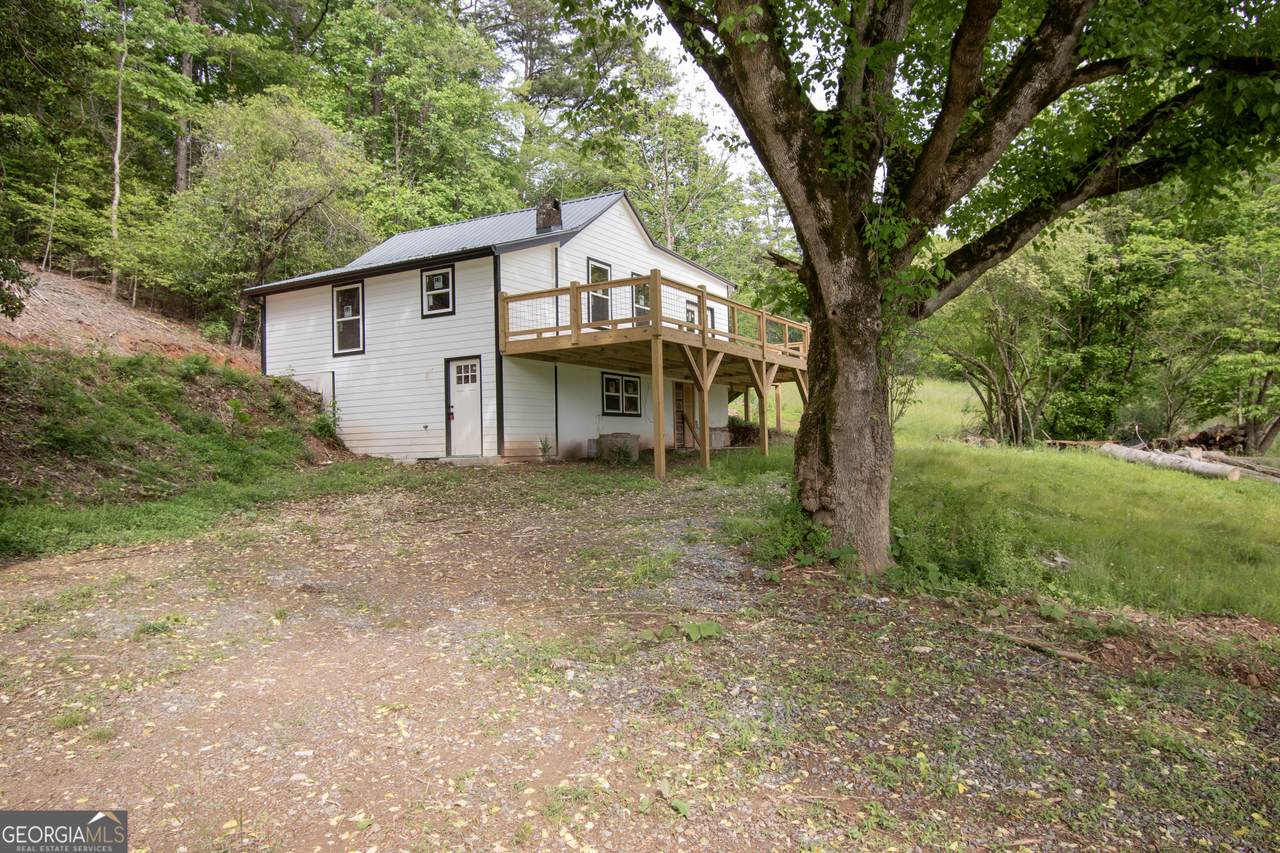 1993 Martins Creek Road - Photo 1