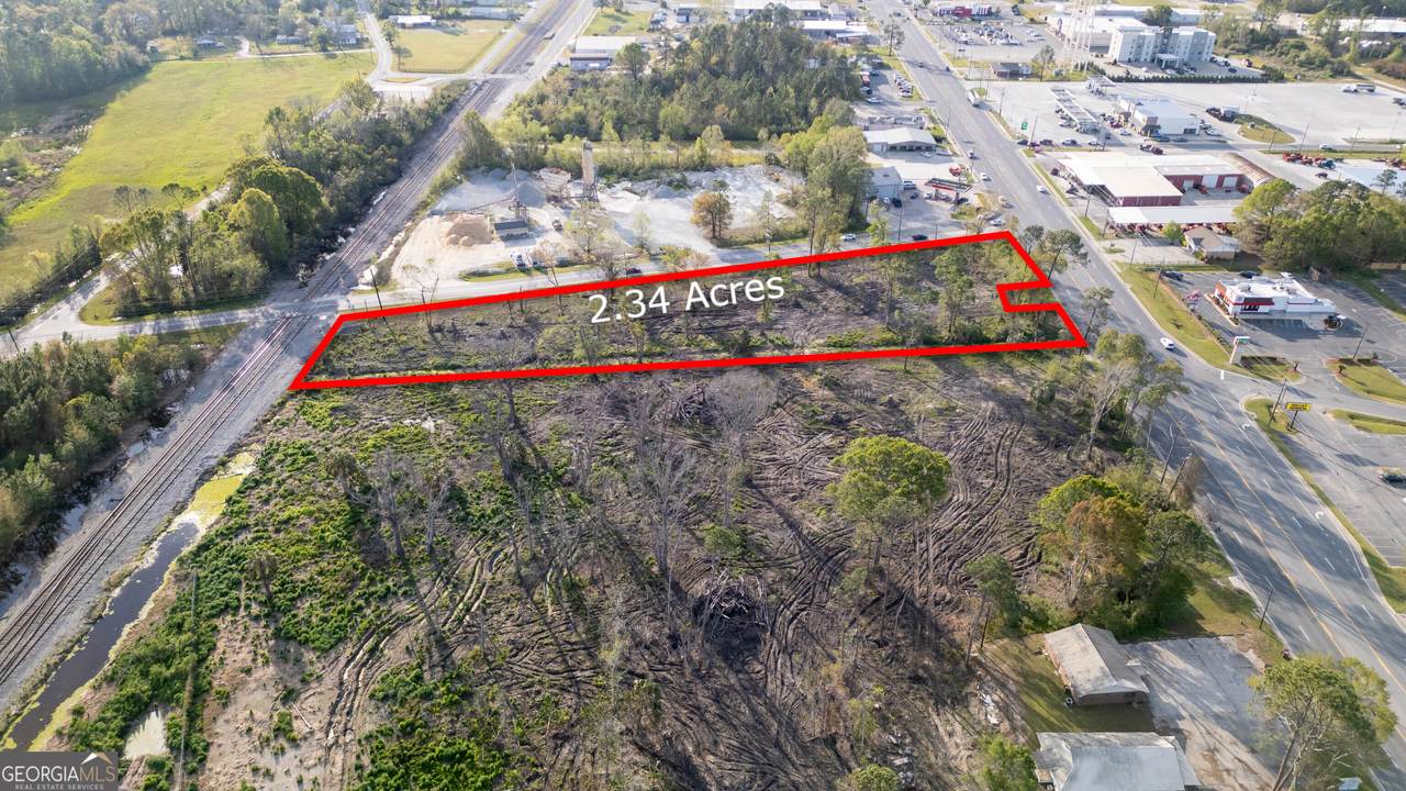 613 East Parker - Photo 1