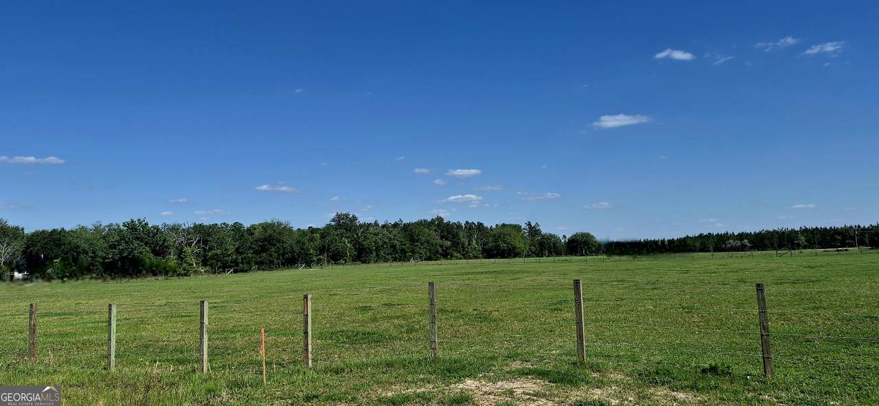352 Farm Road - Photo 1