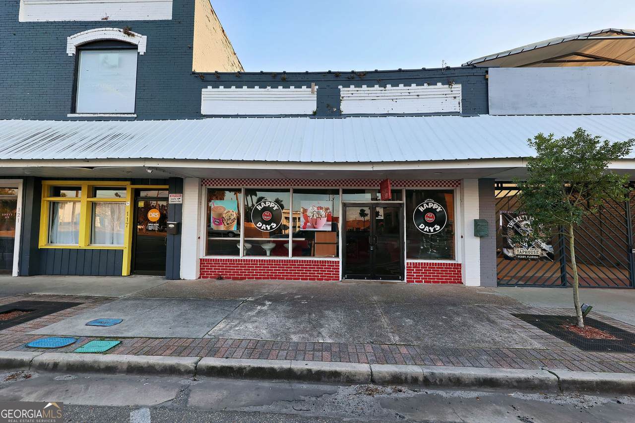 115 Green Street - Photo 1