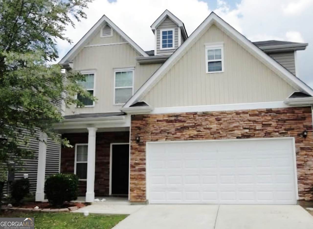 3330 Tiara Circle - Photo 1