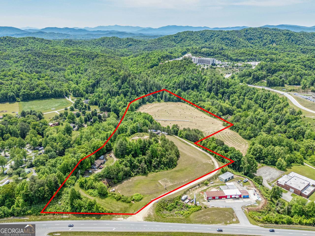 3675 Us 19 - Photo 1