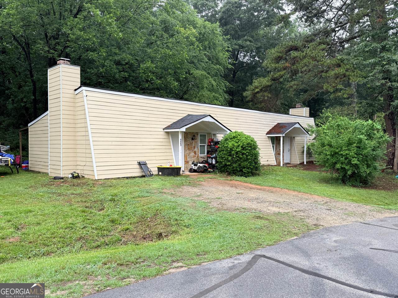 121 Live Oak Drive - Photo 1