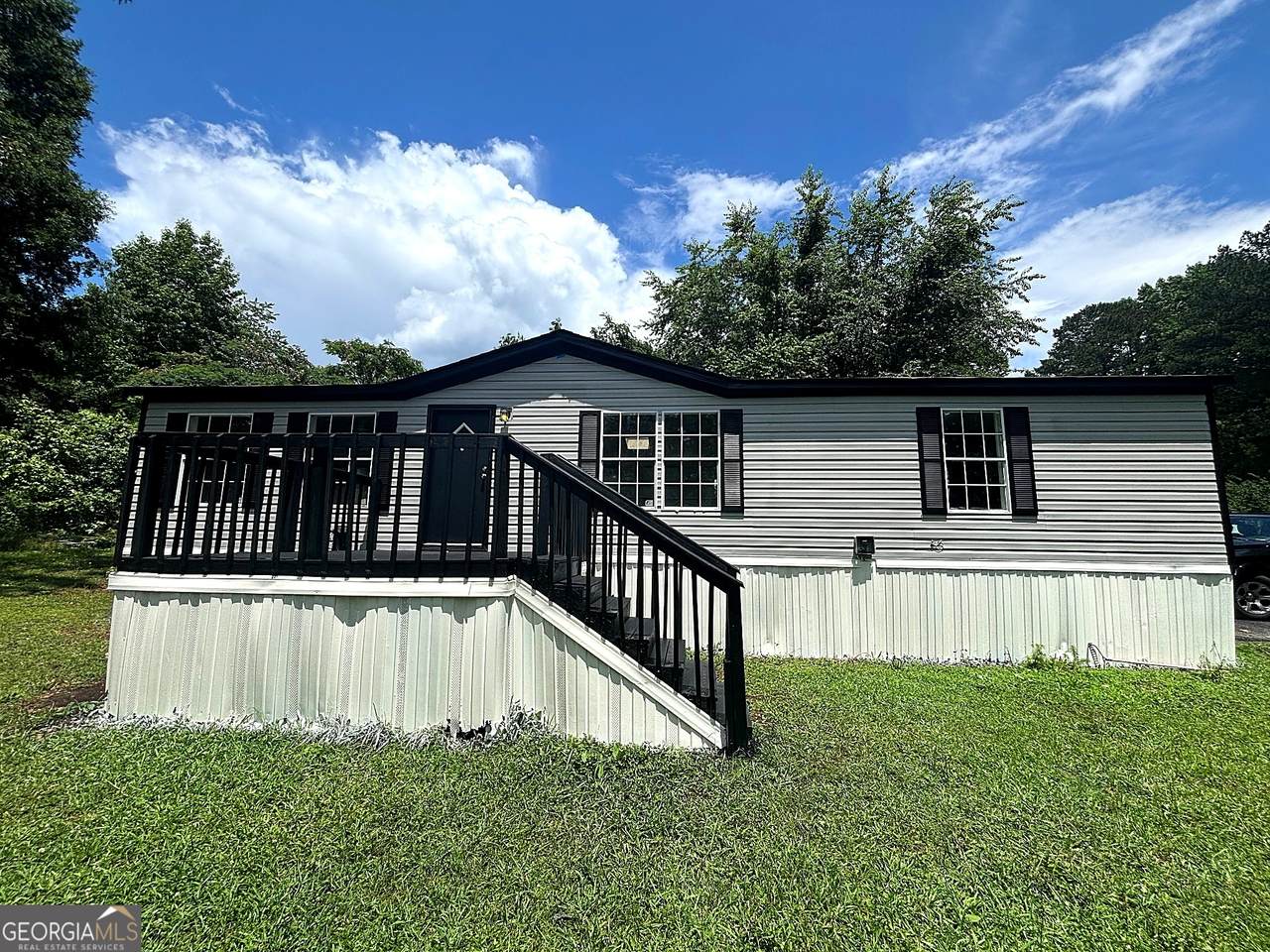 225 Stratford Drive - Photo 1