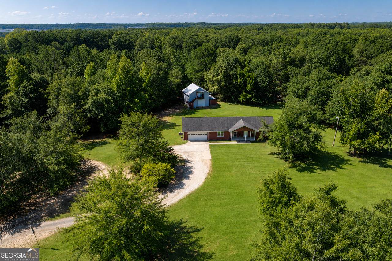 1170 Peeksville Road - Photo 1