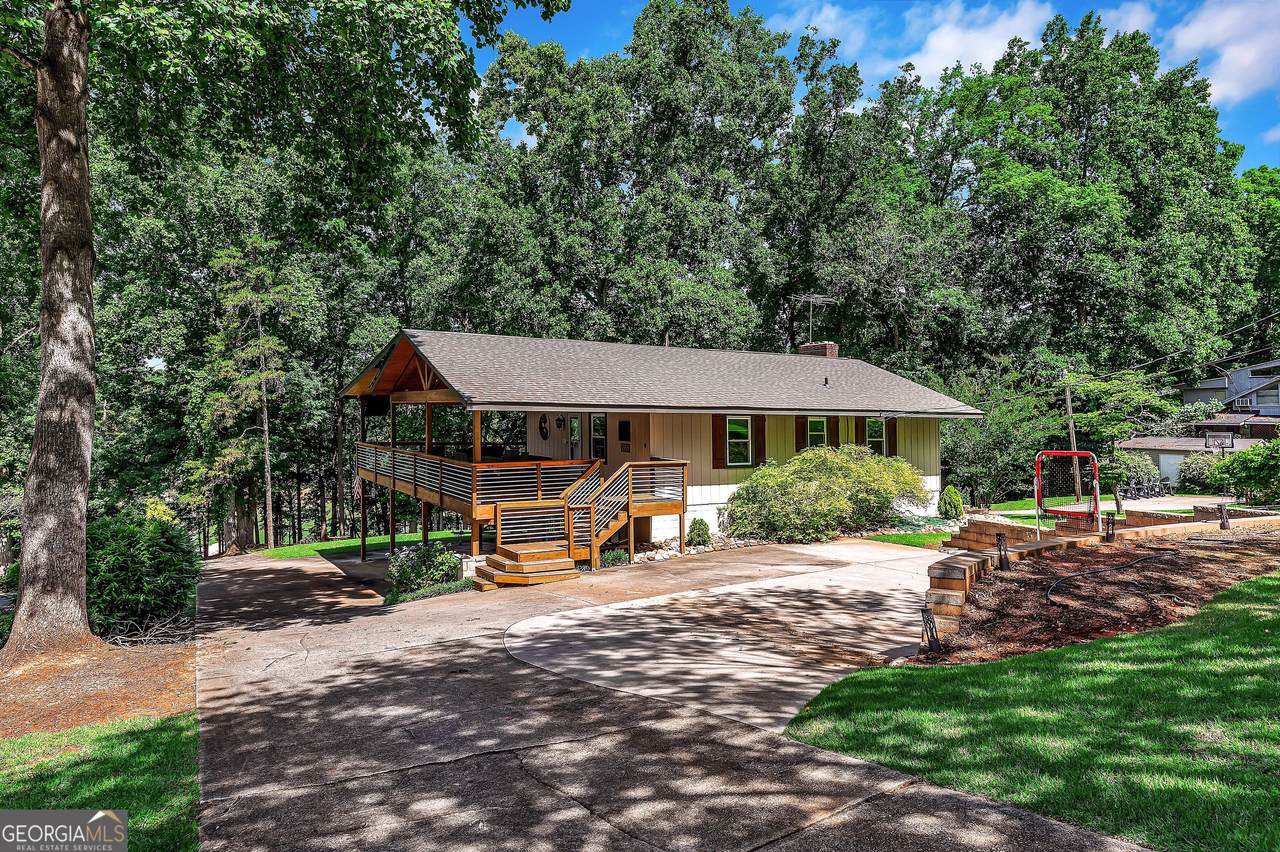 107 J Moore Avenue - Photo 1