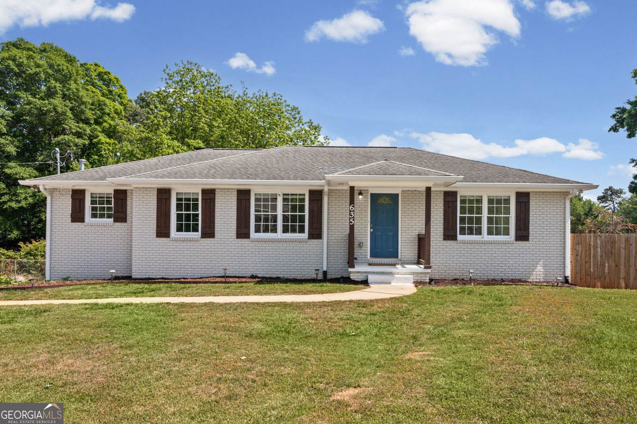 635 Birchwood Lane - Photo 1