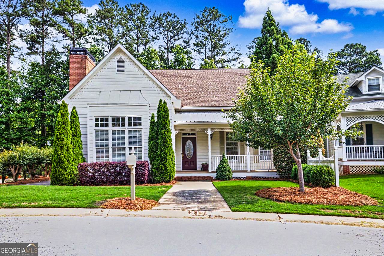 217 Sweetbriar Street - Photo 1