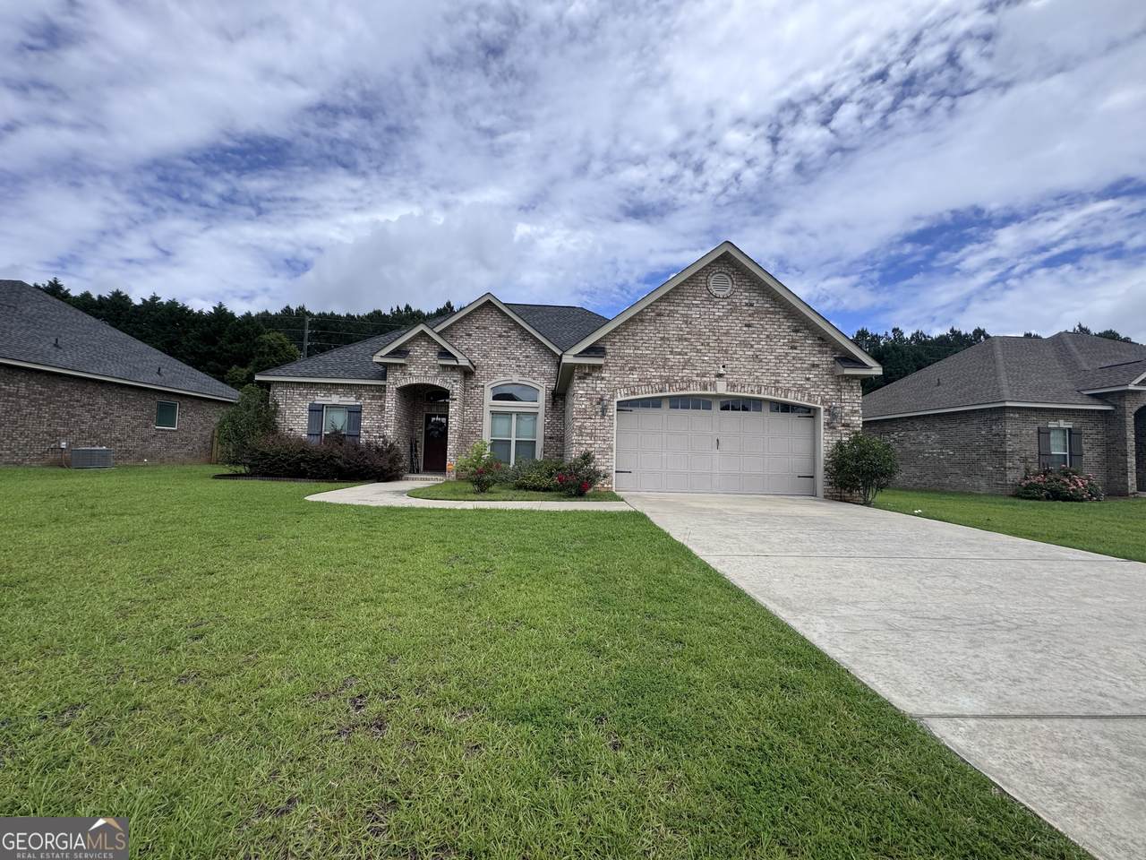 318 Green Island Road - Photo 1