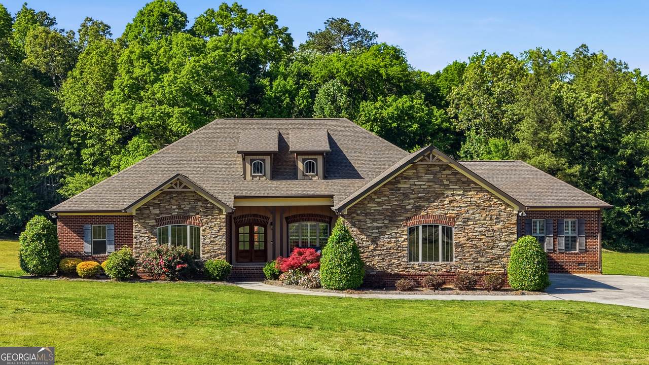1010 Buckingham Way - Photo 1