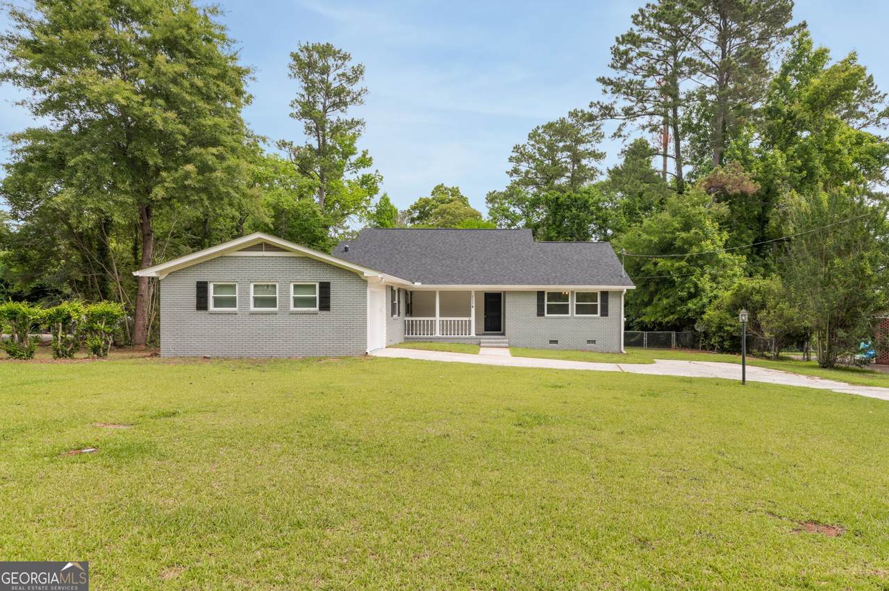 1114 Ousley Place - Photo 1