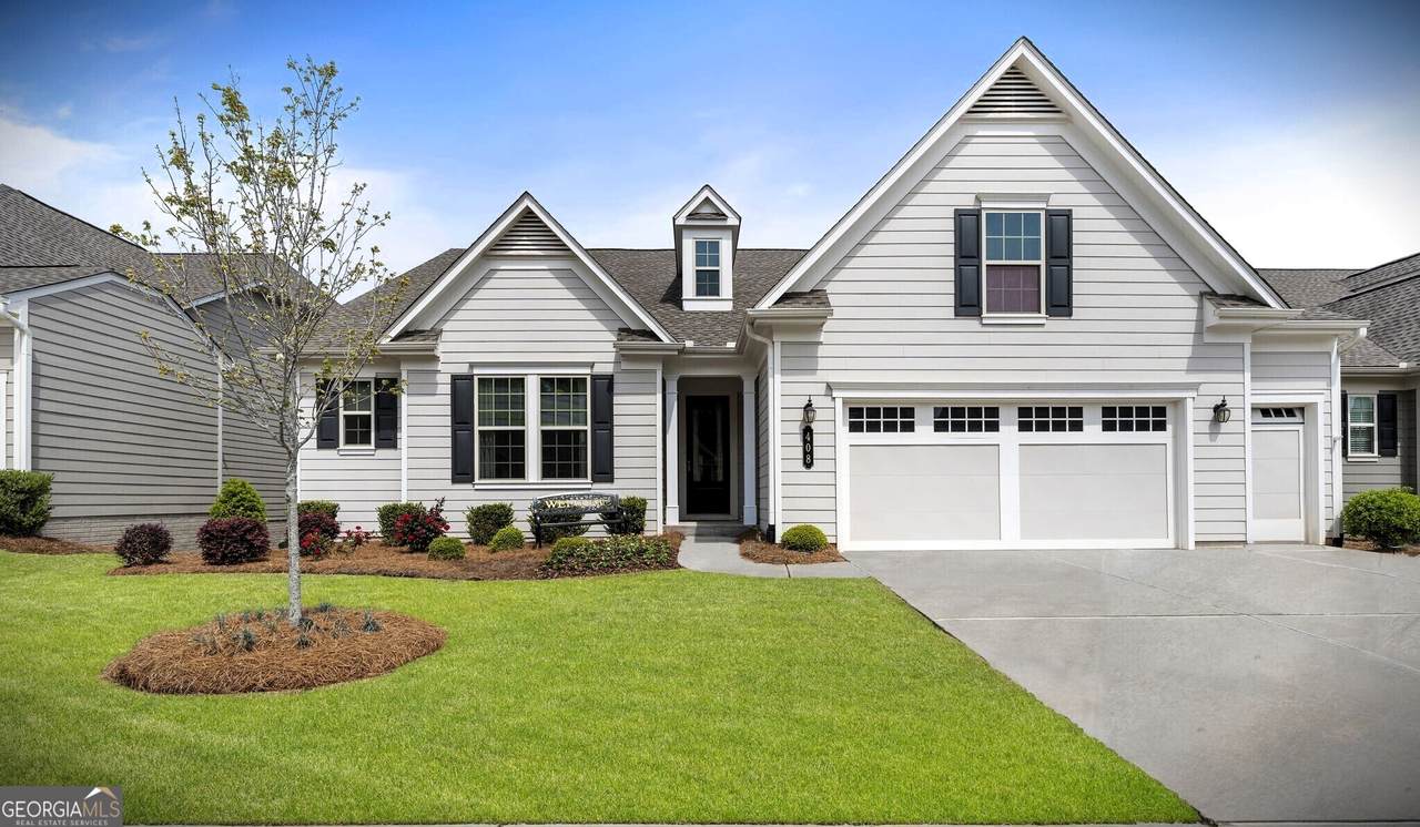408 Cottonwood Circle - Photo 1