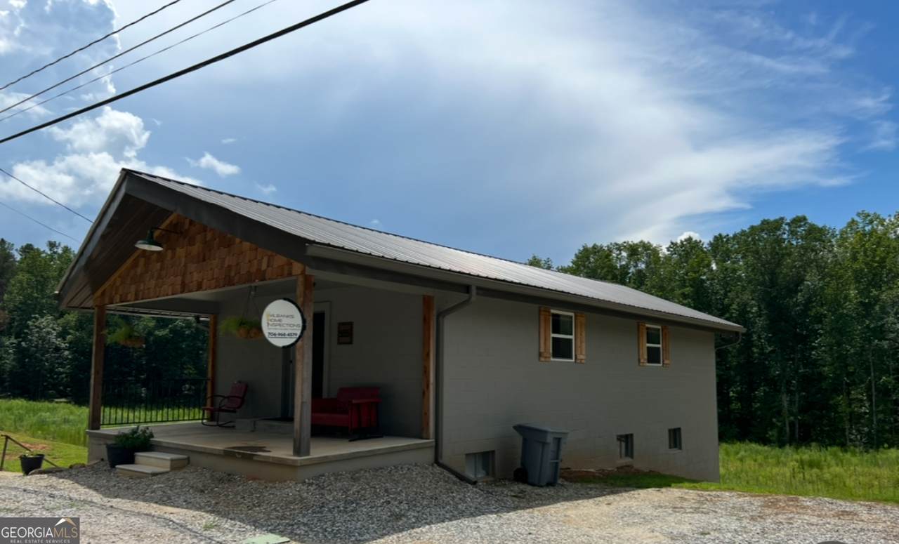 555 Highway 197 - Photo 1