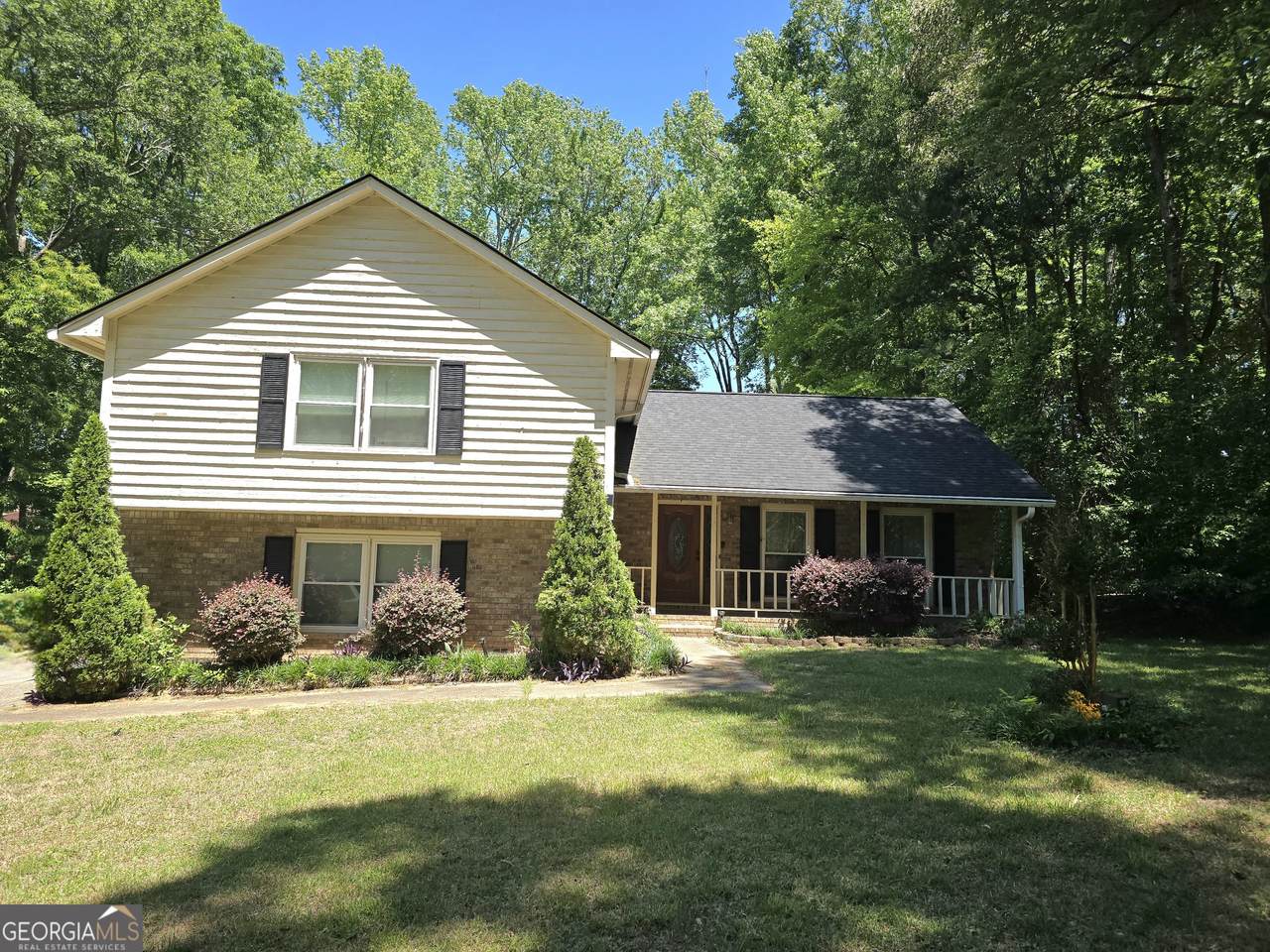 155 Fayette Court - Photo 1