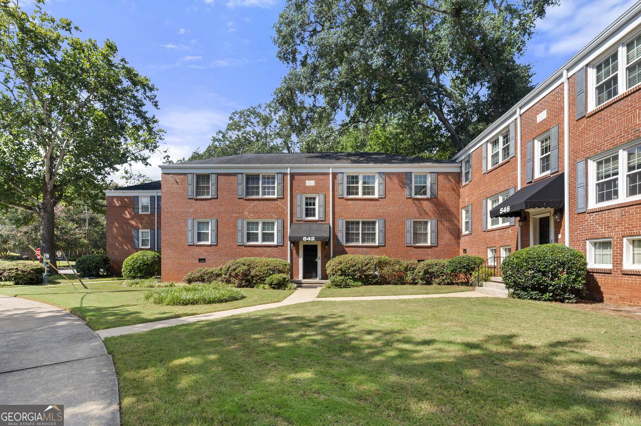 542 Goldsboro Road - Photo 1