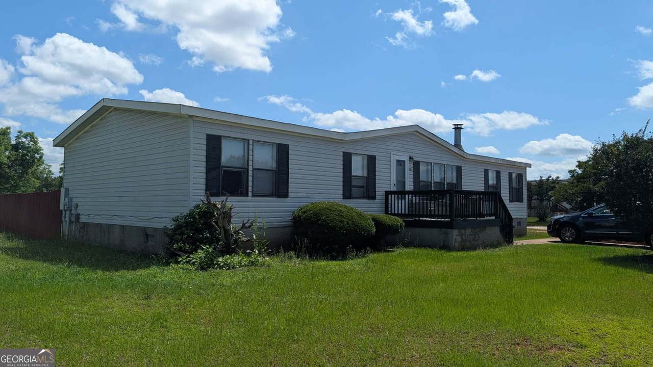 100 Crestmont Court - Photo 1