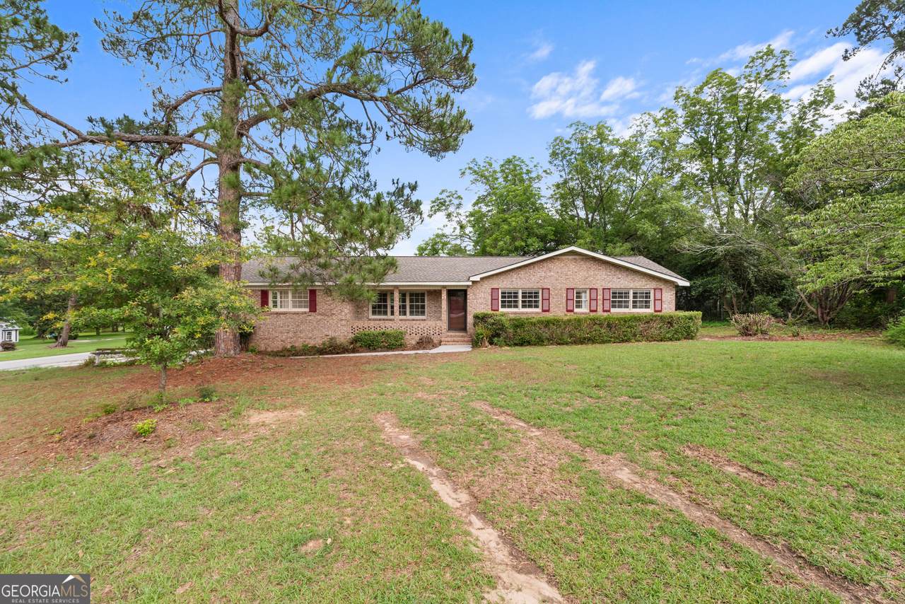 228 Allenwood Drive - Photo 1