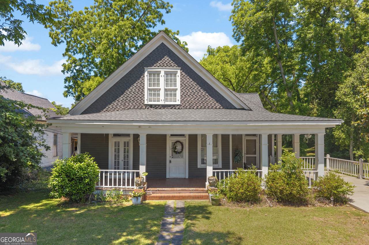 170 Mcintosh Street - Photo 1
