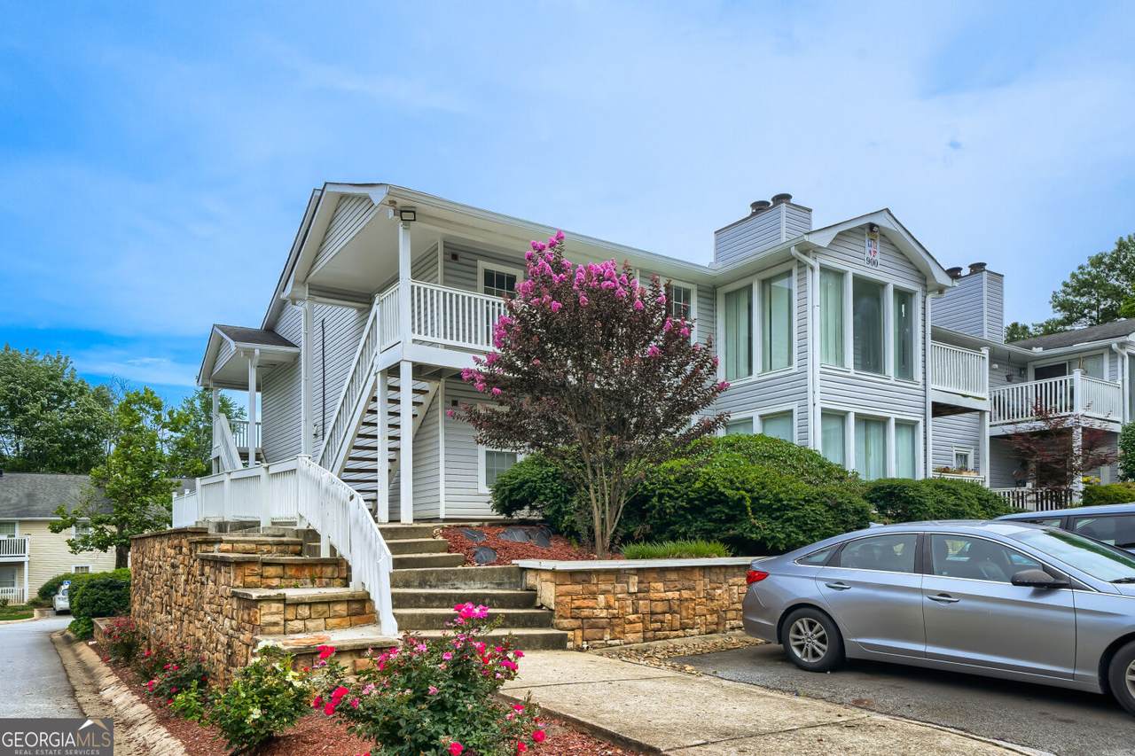 905 Augusta Drive - Photo 1