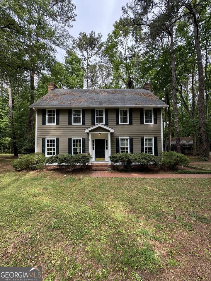 200 Meadovista Drive - Photo 1