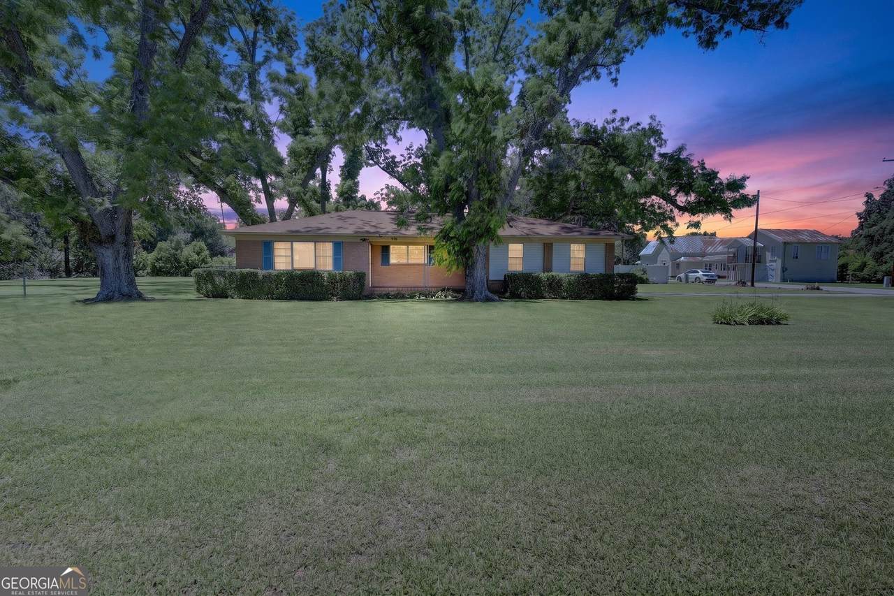 310 Leroy Street - Photo 1
