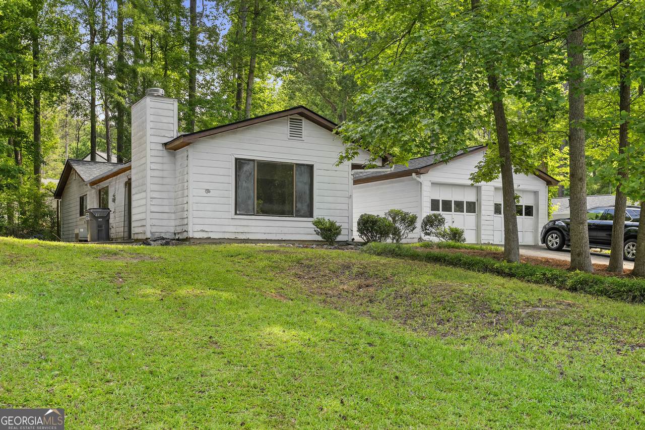 850 856 Pastel Drive - Photo 1
