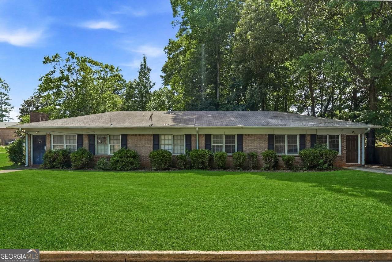2124 Golfview Drive - Photo 1