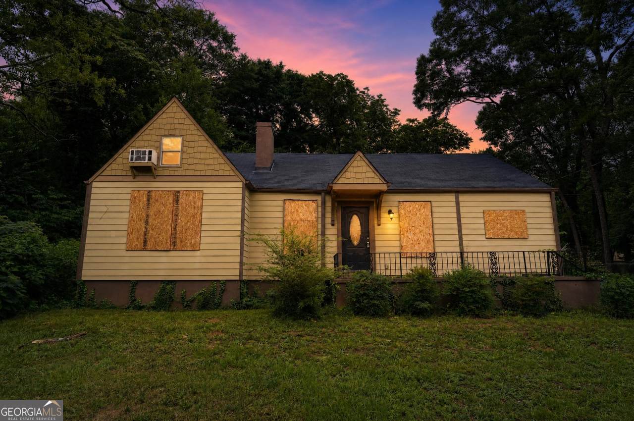 3426 Glenwood Road - Photo 1