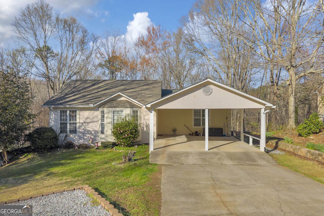 415 Ivory Drive - Photo 1