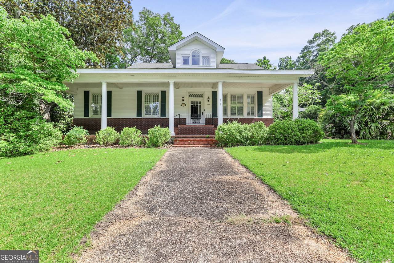17834 Main Street - Photo 1