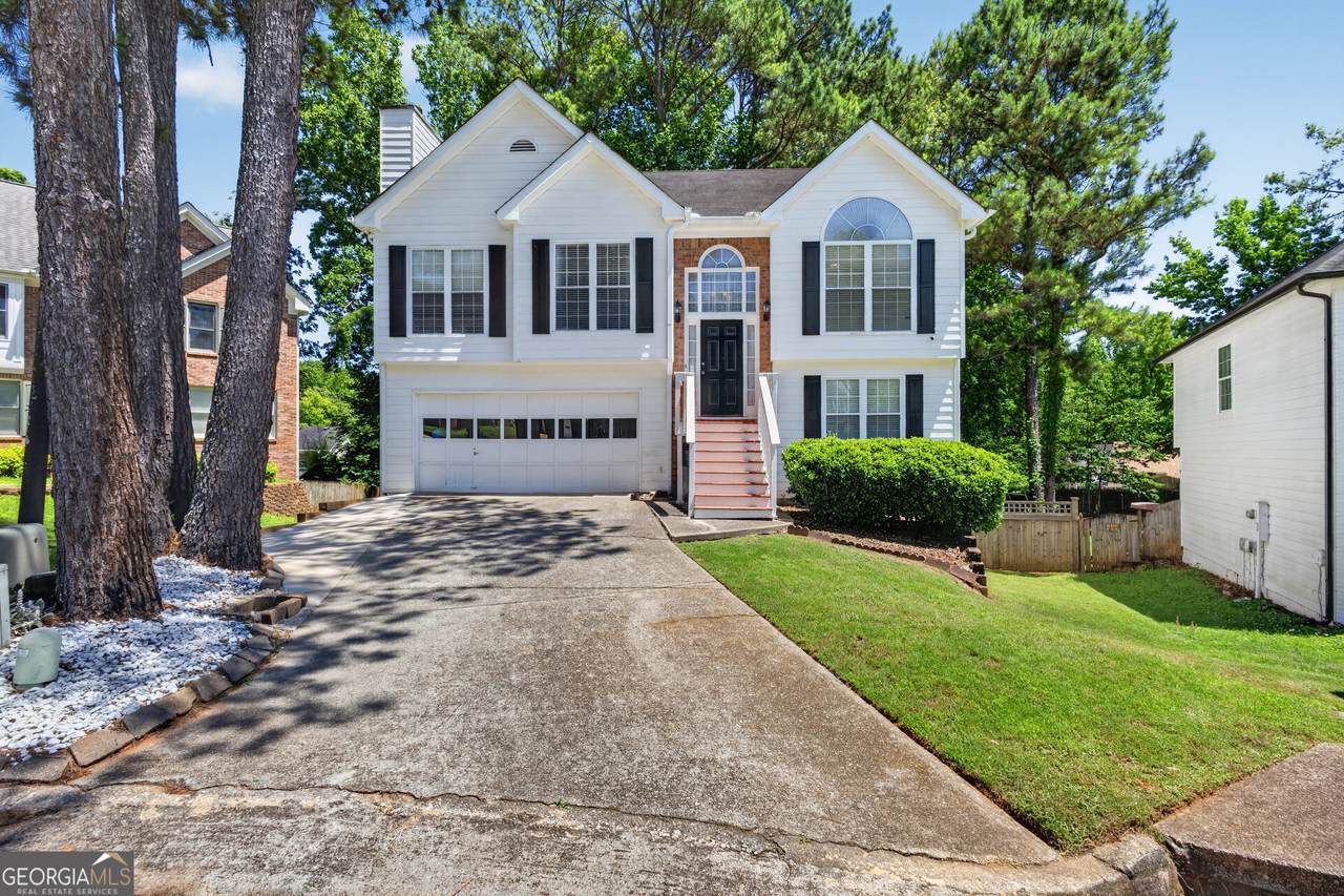 340 Fountainmist Trail - Photo 1
