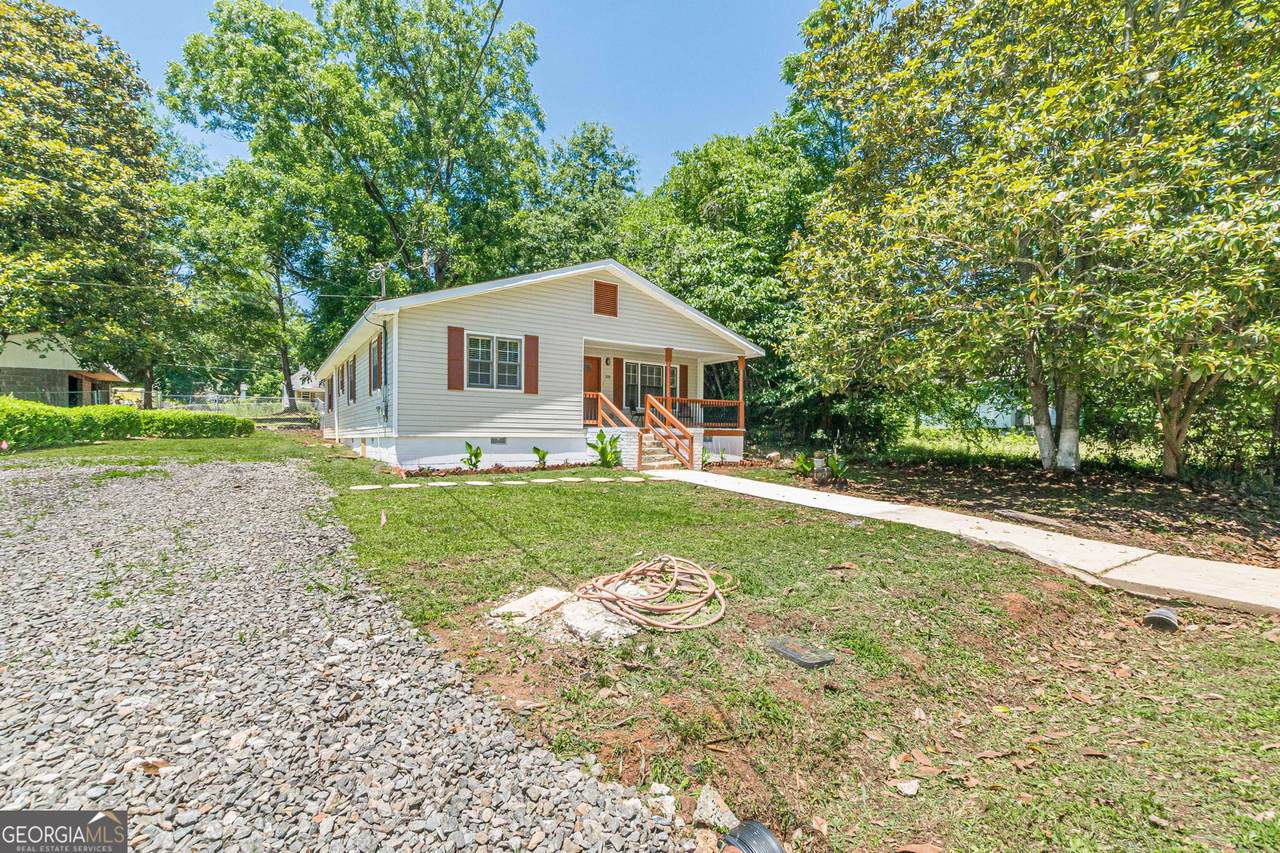 328 Carter Street - Photo 1