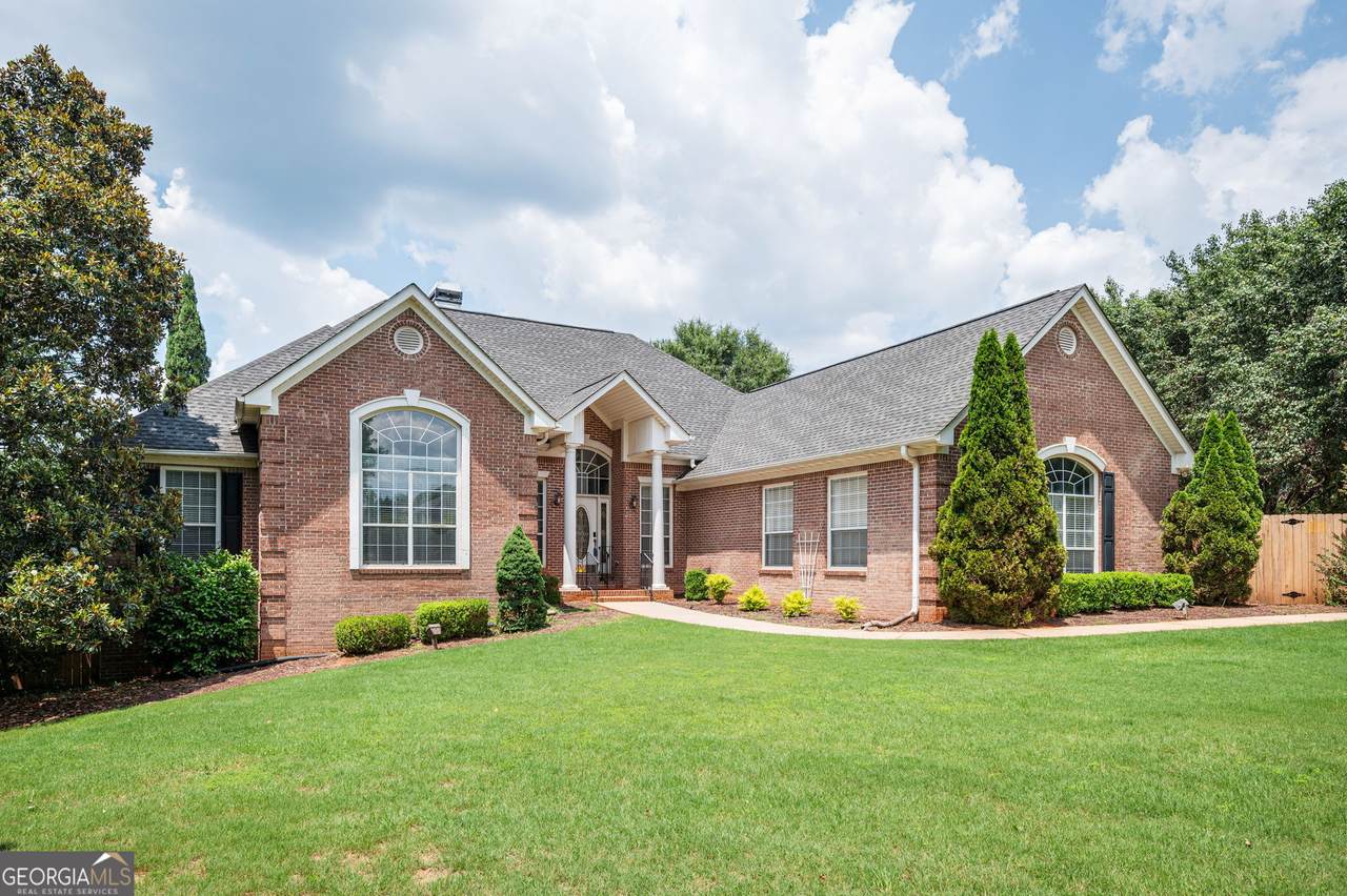 1315 Edwin Court - Photo 1