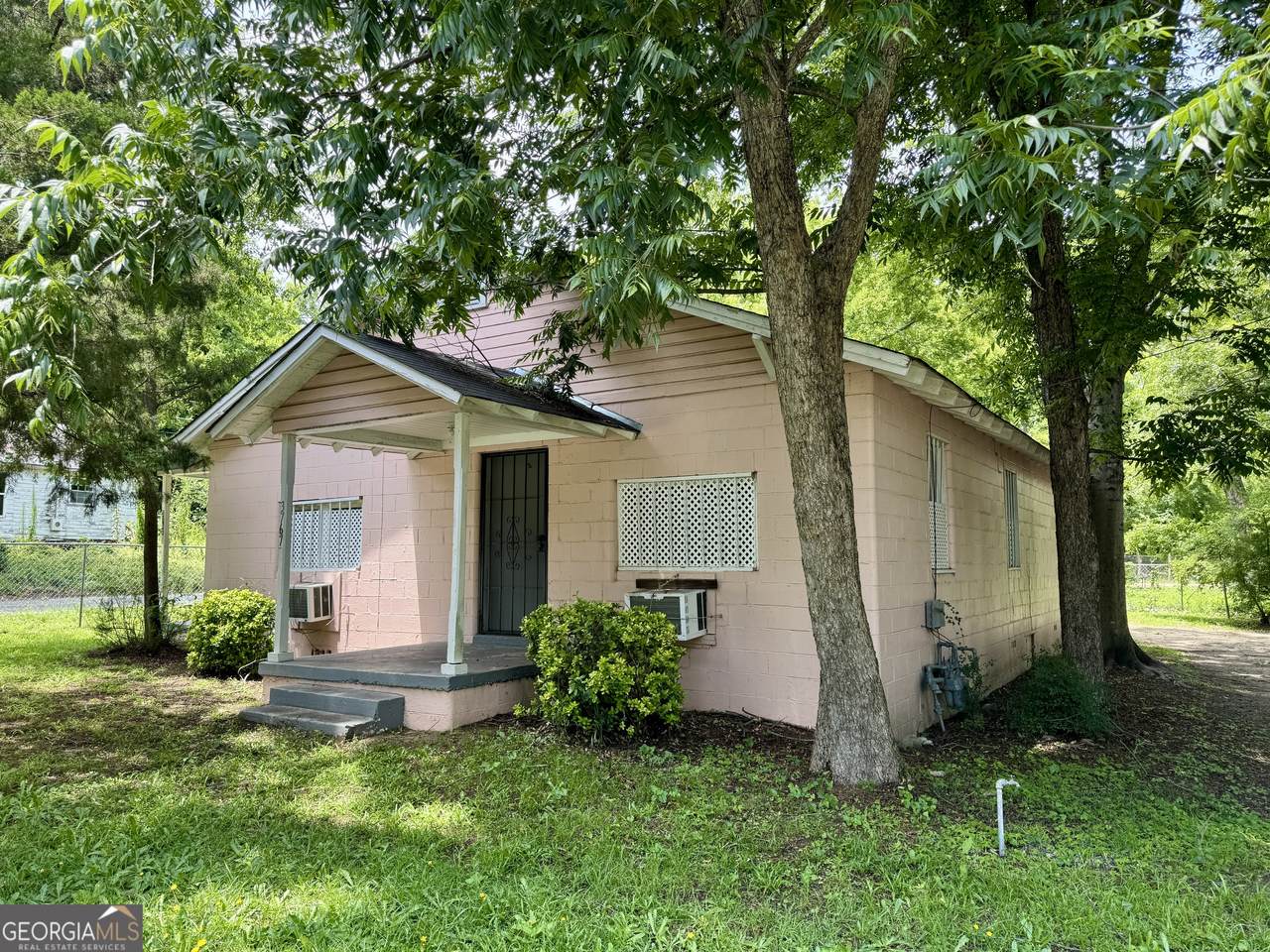 3767 Fairmont Avenue - Photo 1