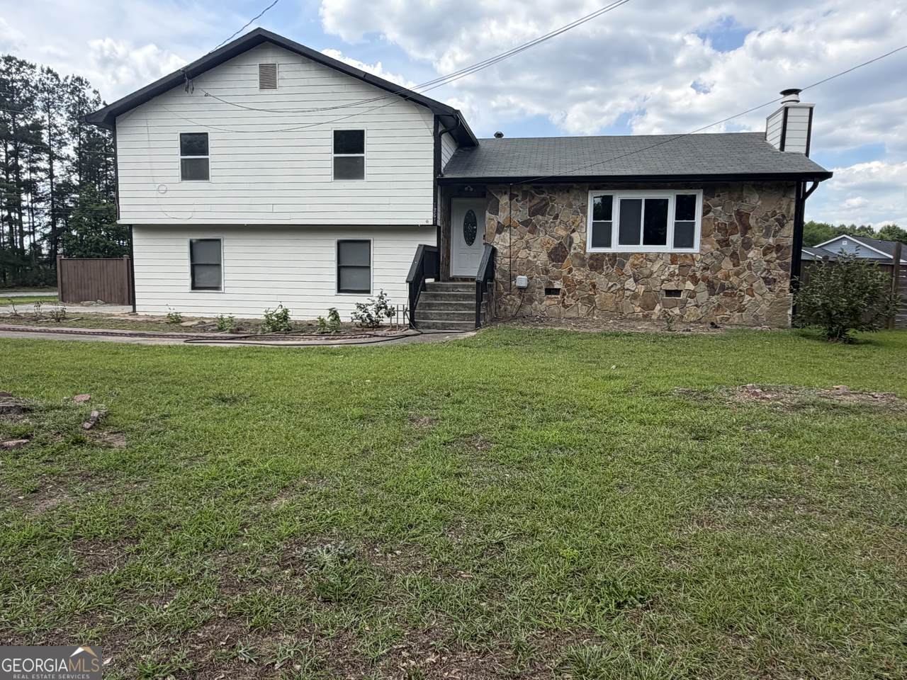 1861 Pharr Road - Photo 1