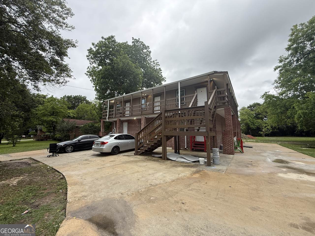 1011 Pine Street - Photo 1