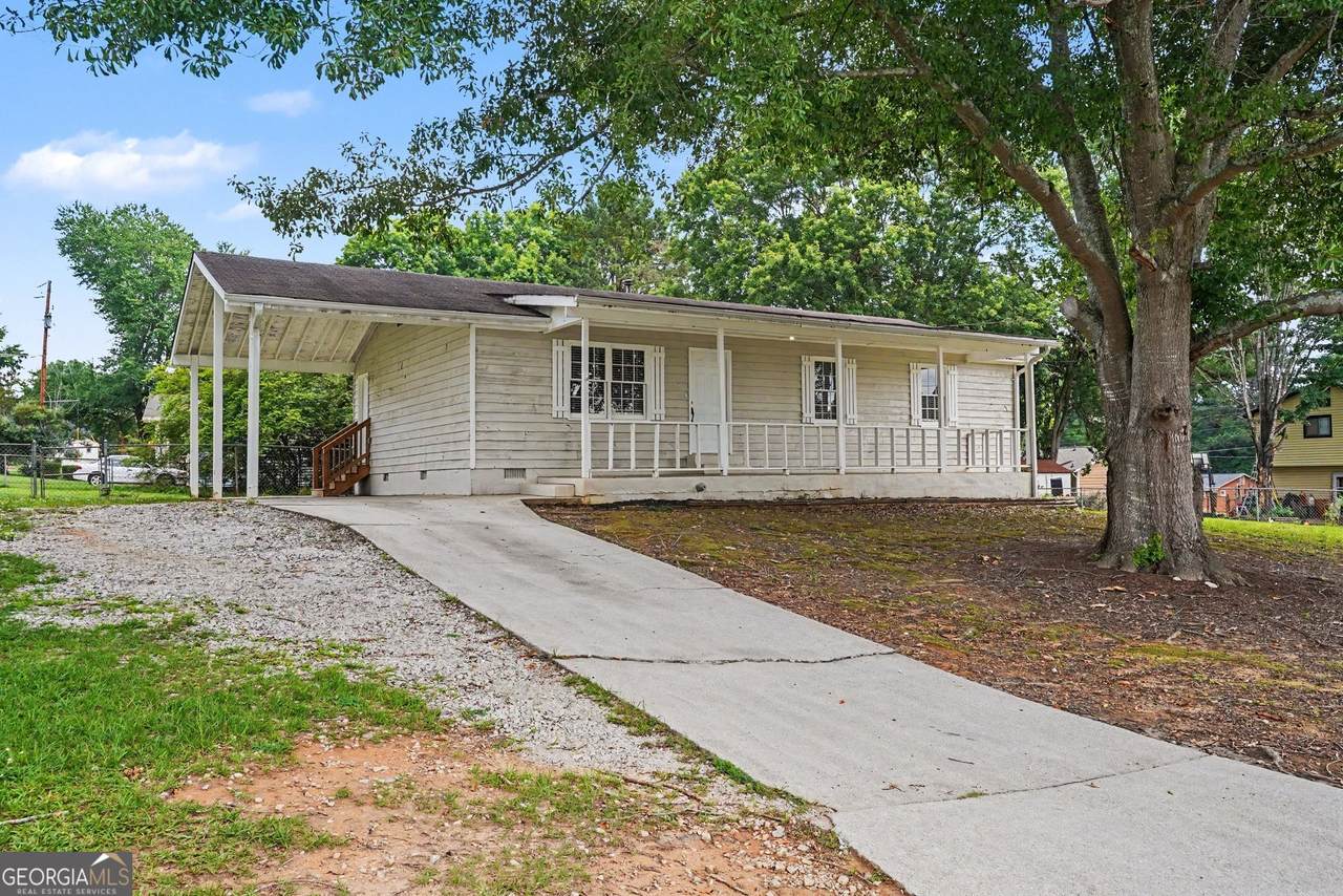 1394 Almand Creek Drive - Photo 1