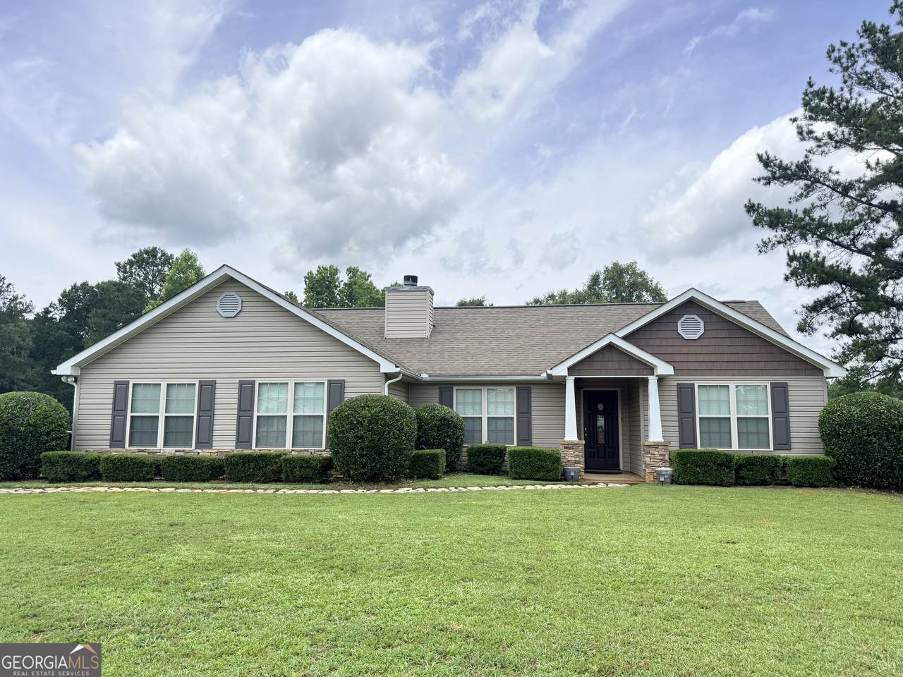 202 Shannon Court - Photo 1