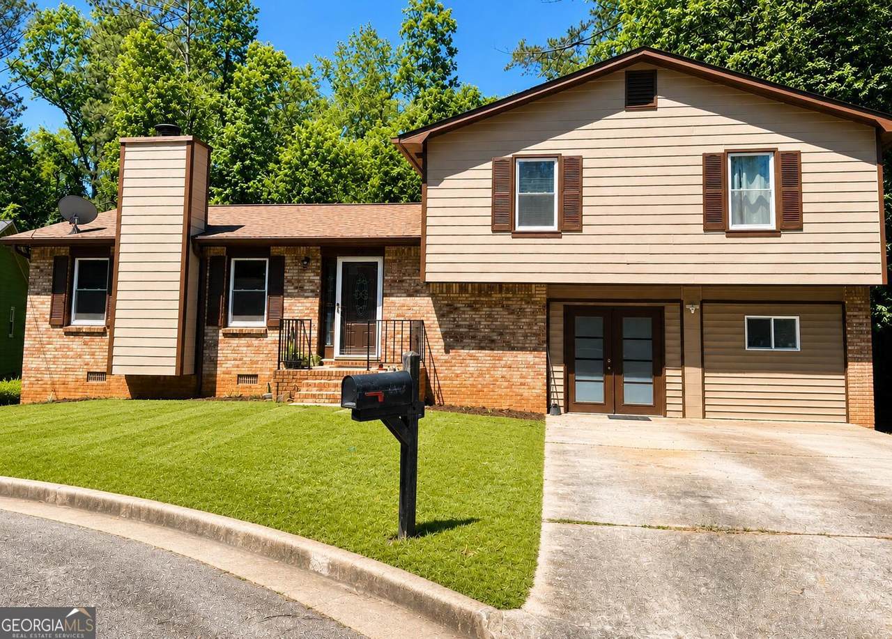 4431 Autumn Hill Drive - Photo 1