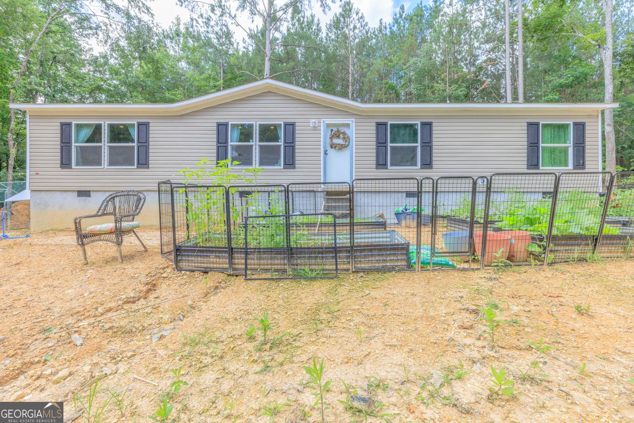 200 Wallaceville Cemeter Road - Photo 1