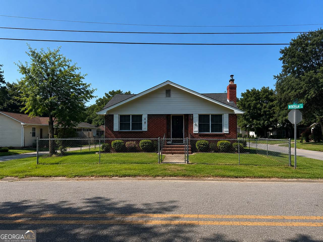 610 Whiddon Street - Photo 1