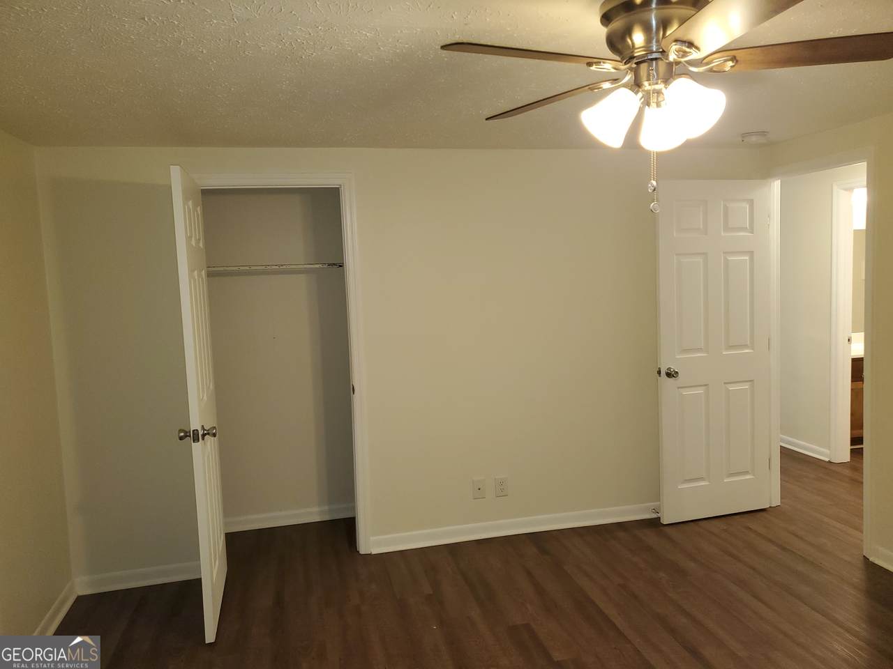 312 Crescent Drive - Photo 1