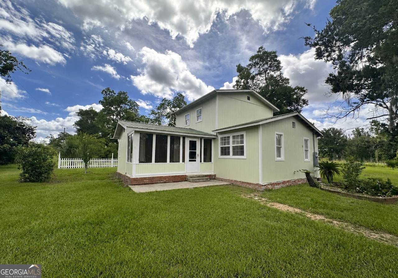 6285 Pond Avenue - Photo 1